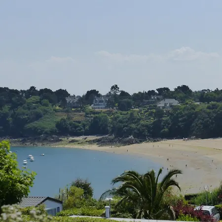 Near Mont St Michel & Nature Trails, Cleaning Included *