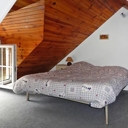 Near Mont St Michel & Nature Trails, Cleaning Included Feriehus Céaux