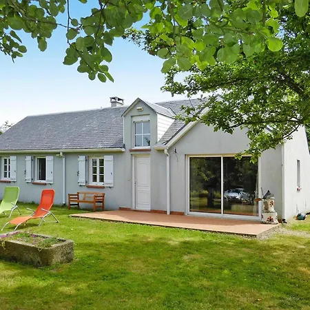 Near Mont St Michel & Nature Trails, Cleaning Included Feriehus *