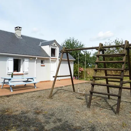 Feriehus Near Mont St Michel & Nature Trails, Cleaning Included Céaux